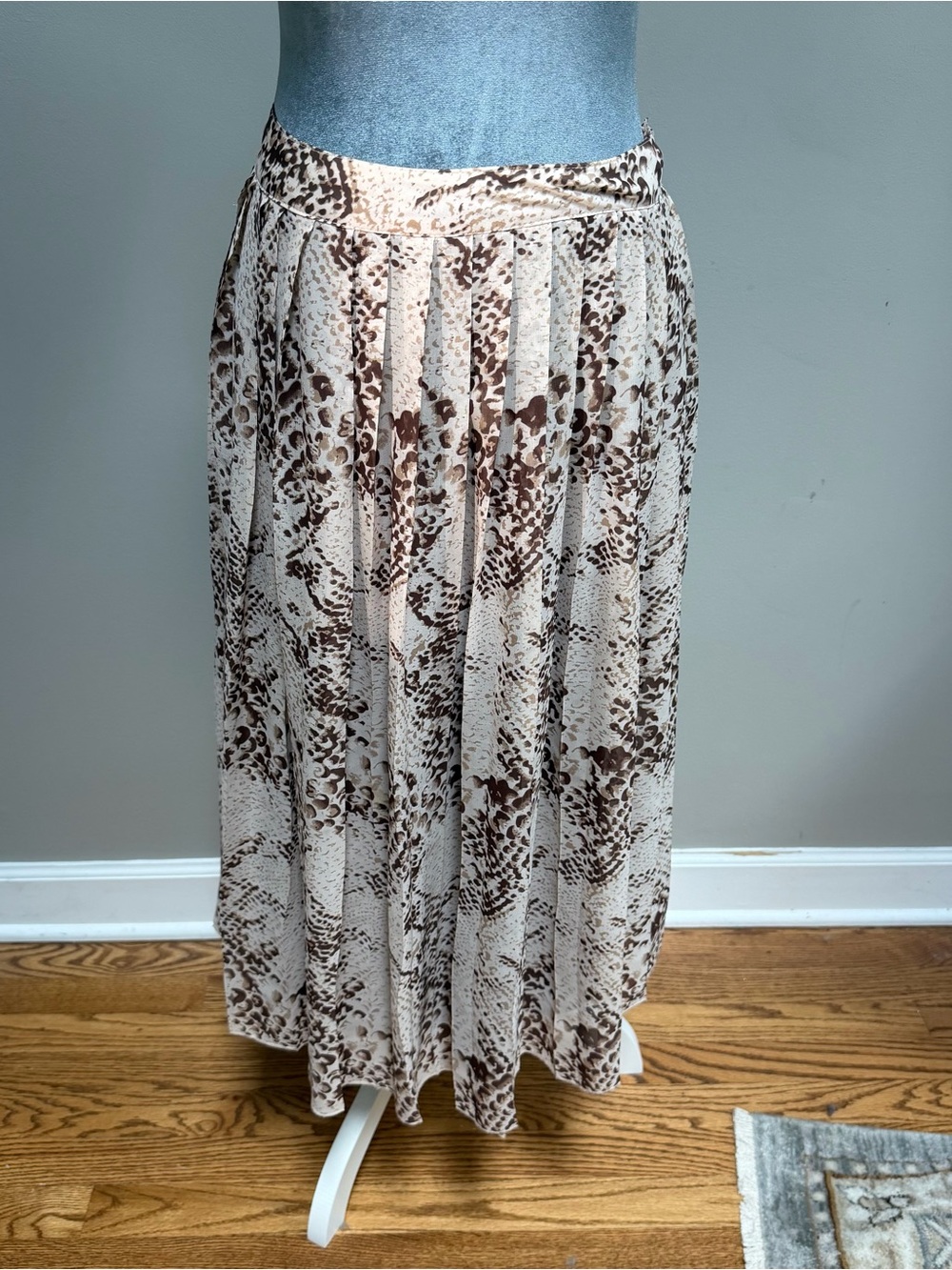 Adolfo Dominguez Floral Pleated A Line Midi Skirt Snakeskin Brown Lined Size 36